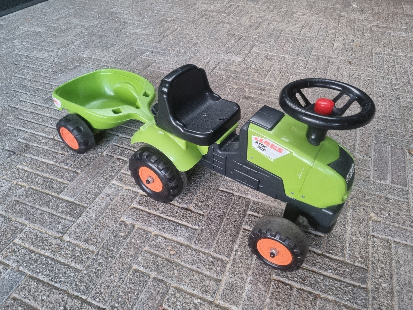 Claas Axion 310 loopauto met aanhanger, Ophalen, Gebruikt
