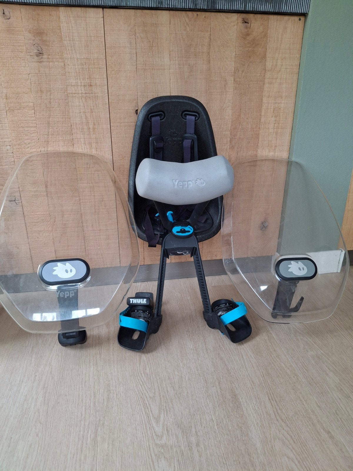Thule Yepp mini fietsstoeltje, Fietsen en Brommers, Fietsaccessoires | Fietsstoeltjes, Ophalen, Gebruikt