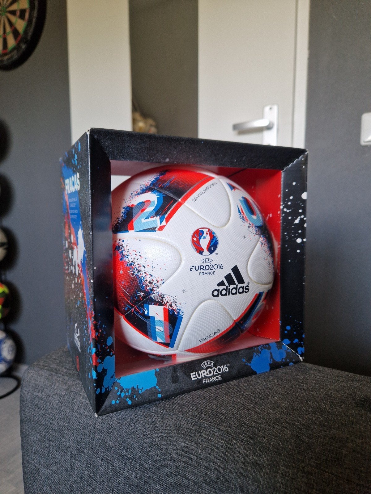 Adidas Fracas OFFICIAL MATCHBALL (EK 2016), Ophalen of Verzenden, Buitenlandse clubs, Shirt
