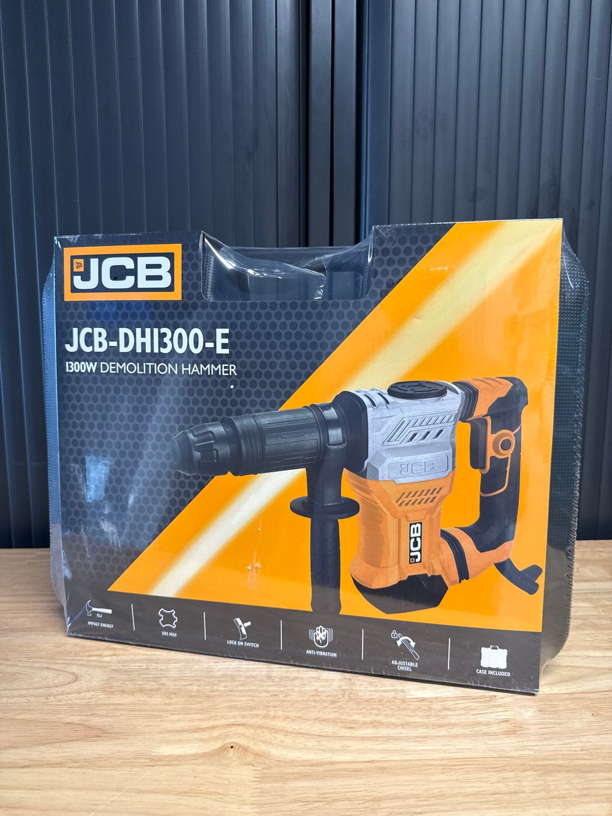 JCB-DHI300-E 1300W Sloophamer - Nieuw in doos, Doe-het-zelf en Verbouw, Gereedschap | Boormachines, Ophalen of Verzenden, Nieuw