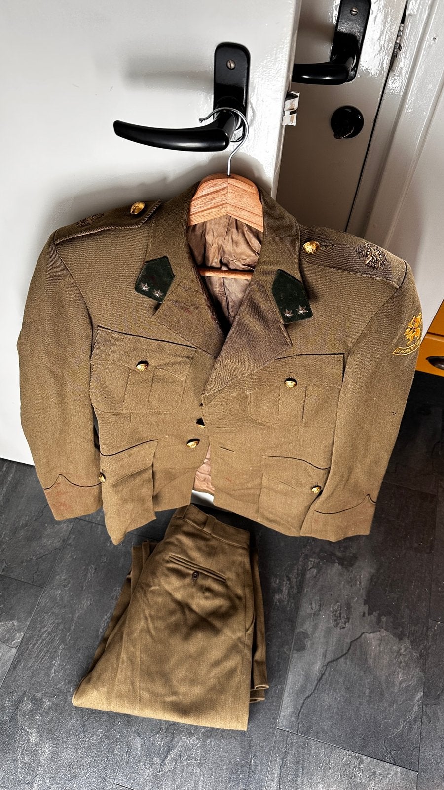 Artsen uniform luitenant jaren 60, Verzamelen, Ophalen of Verzenden, Landmacht, Nederland, Kleding of Schoenen