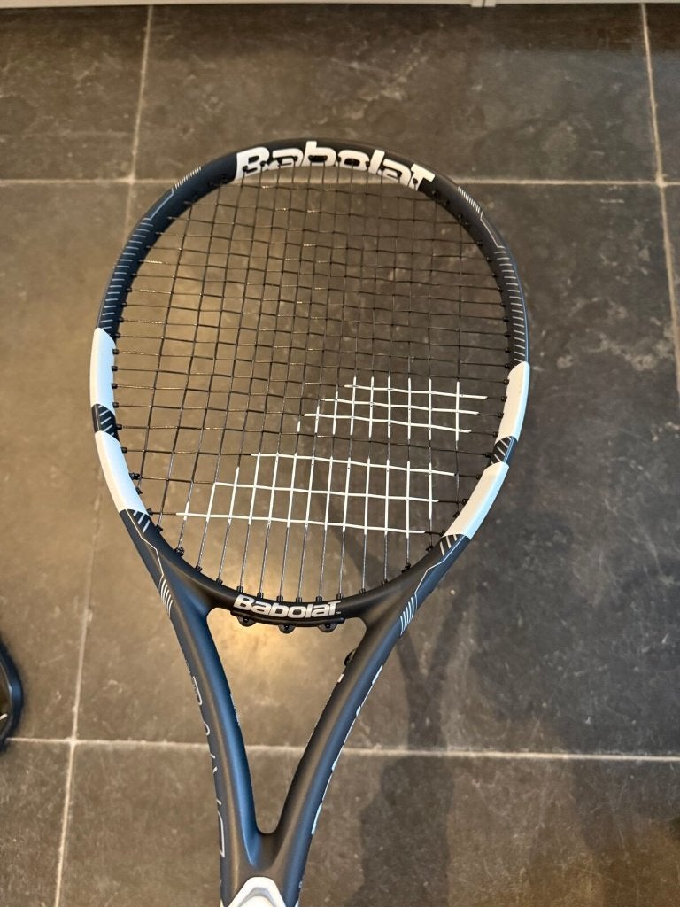 Babolat Drive tennisracket L2 met hoes - nieuwstaat, L2, Ophalen of Verzenden, Zo goed als nieuw, Racket