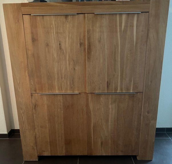 Kamerkast blank eiken, Ophalen