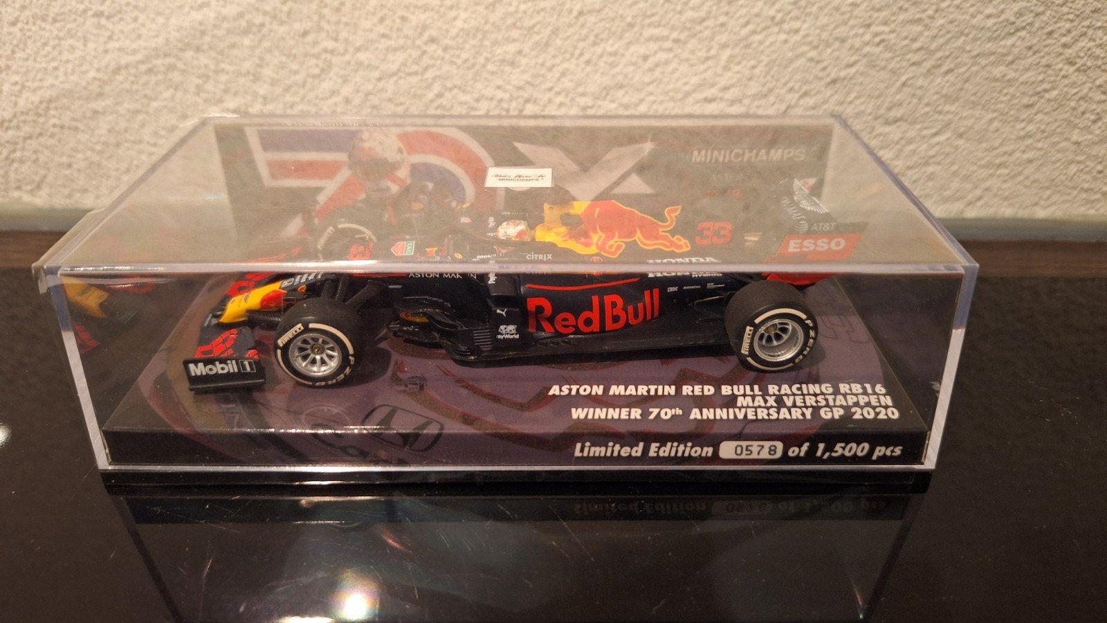 Max Verstappen Minichamps 1:43 Winner 70th Anniversary 2020, Ophalen of Verzenden, Zo goed als nieuw, Auto, MiniChamps