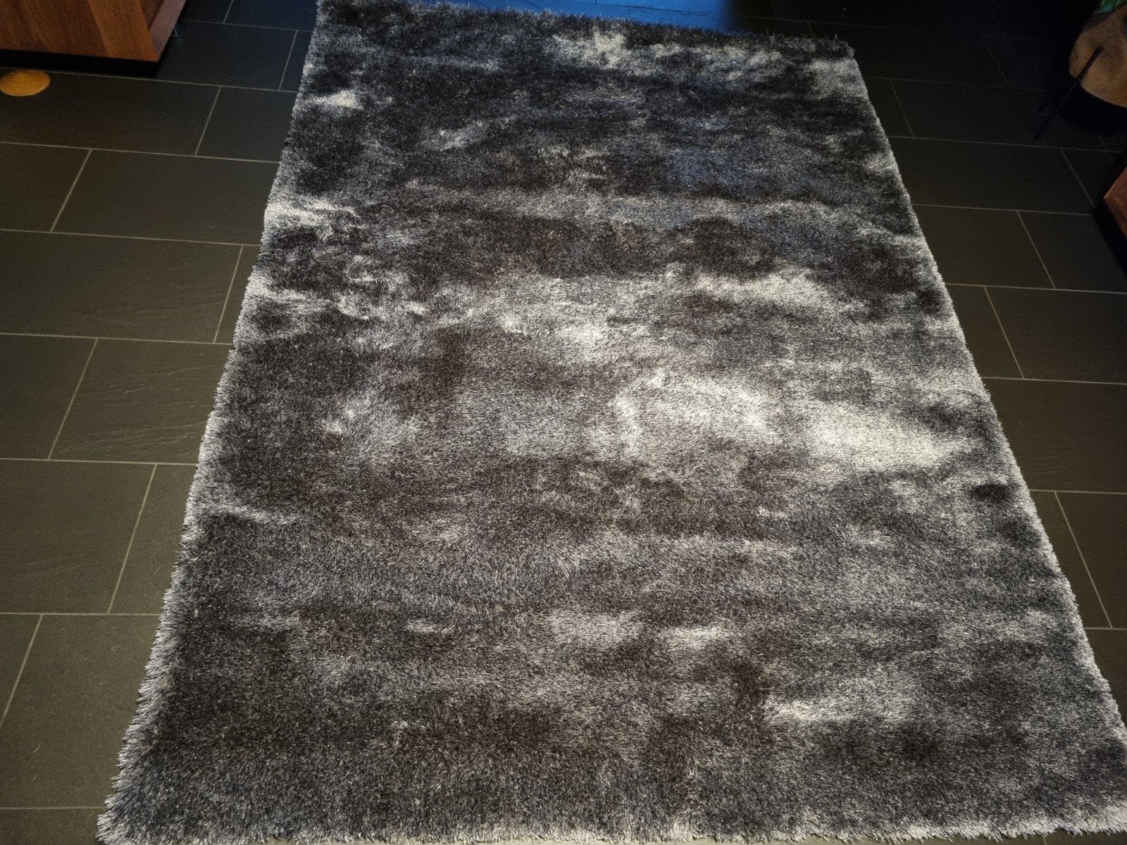 Modern grijs / antraciet vloerkleed - Zo goed als nieuw, Huis en Inrichting, Stoffering | Tapijten en Kleden, Ophalen, 150 tot 200 cm