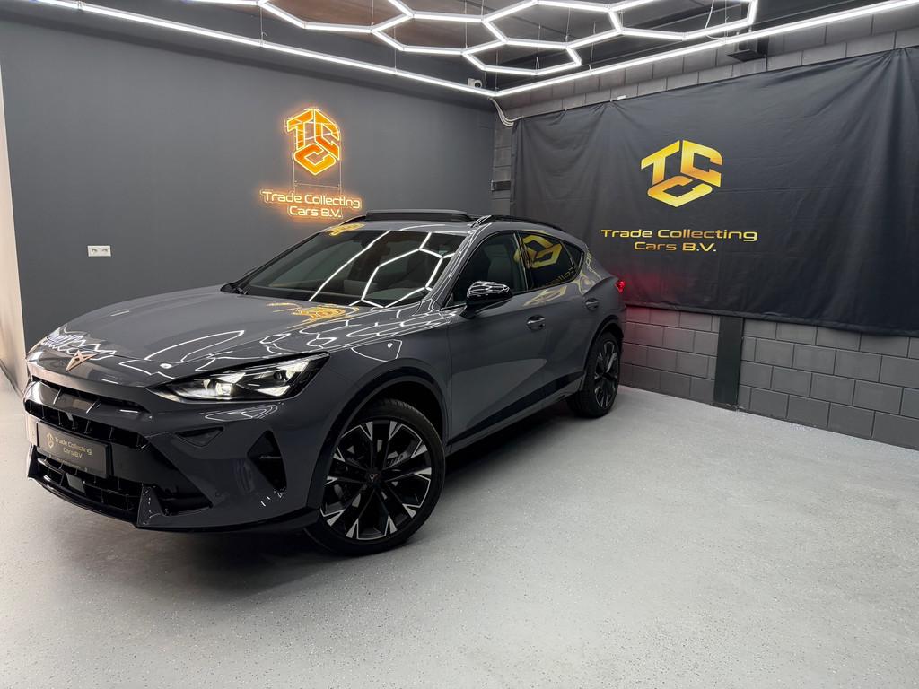CUPRA Formentor 1.5 TSI e-Hybrid PANO-KEYLESS-CAM-ACC-CARPLA, 1498 cc, Zwart, 4 cilinders, Bedrijf