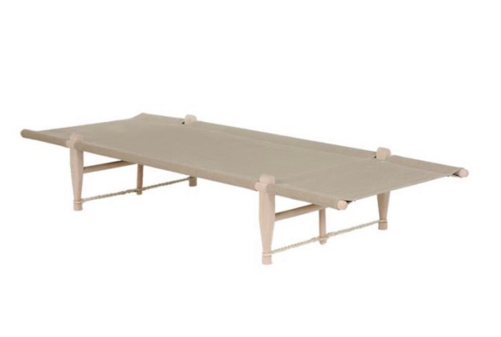 Veldbed/ campingbed noors design, Ophalen of Verzenden, Zo goed als nieuw