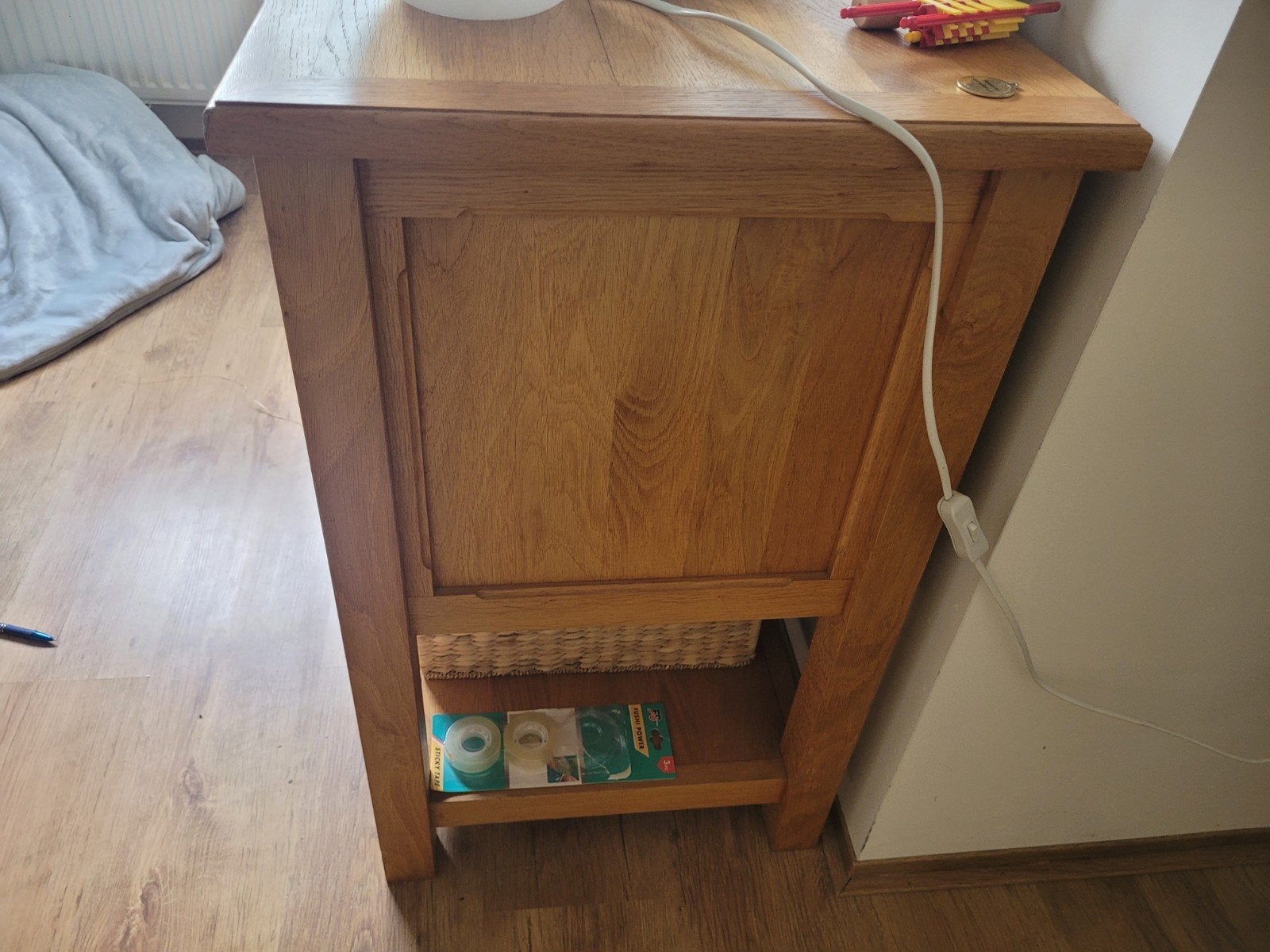 Dressoir / TV-meubel vol blank eiken met mat glas, Huis en Inrichting, Kasten | Dressoirs, Ophalen, Glas, 100 tot 150 cm, 50 tot 75 cm
