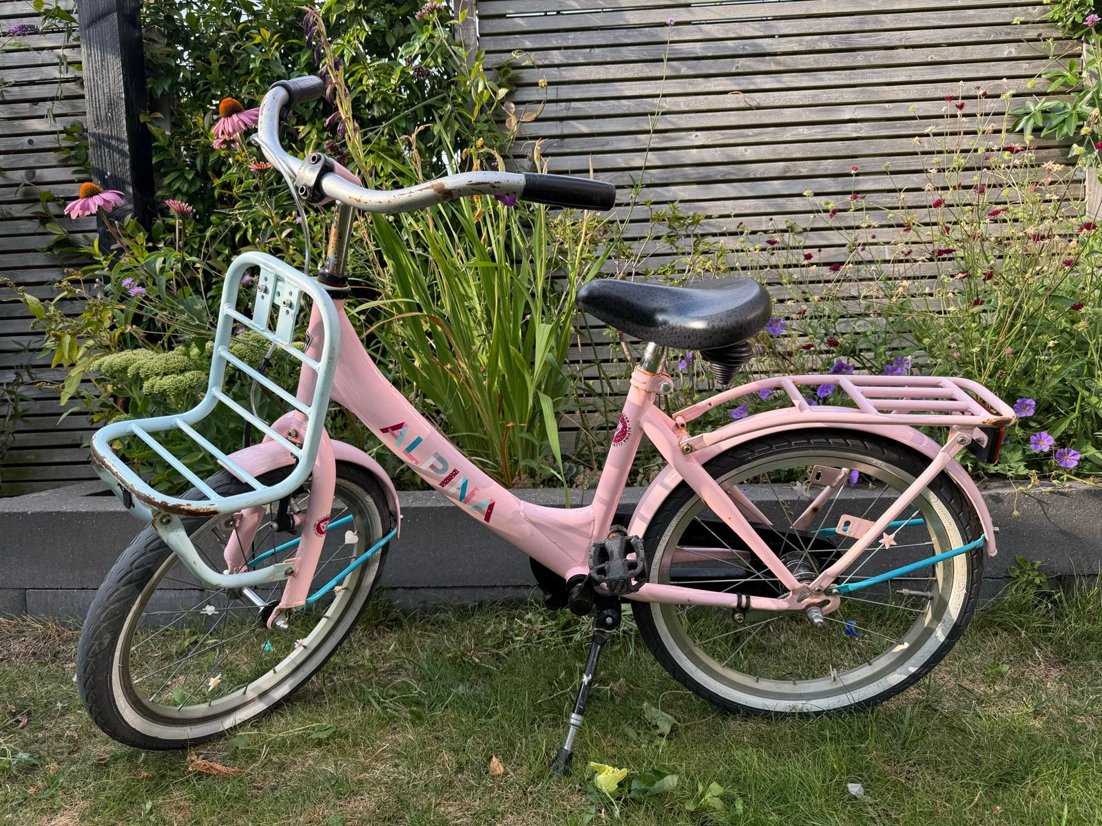 Alpina meisjesfiets 18 inch - roze, Fietsen en Brommers, Ophalen, Terugtraprem, Gebruikt, Handrem