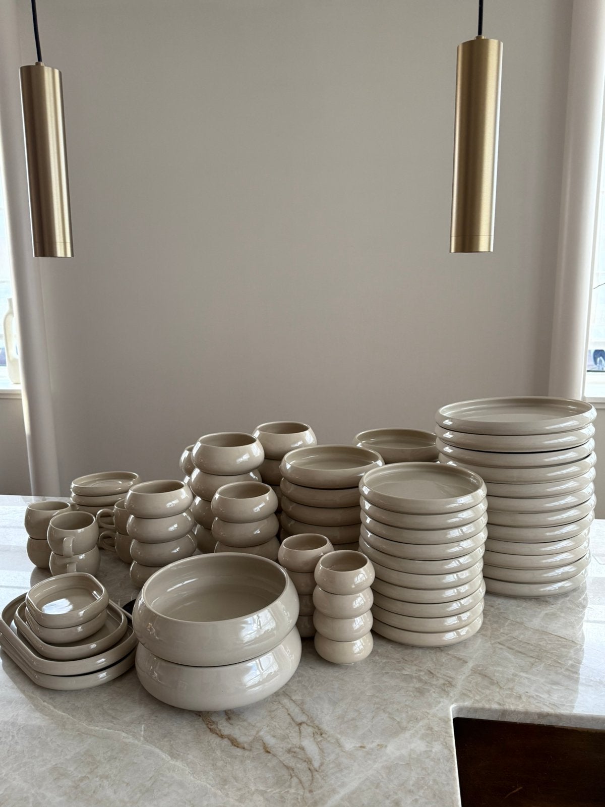 Beige Dinerset 12 stuks van alles, Ophalen, Porselein, Overige stijlen, Bord(en)