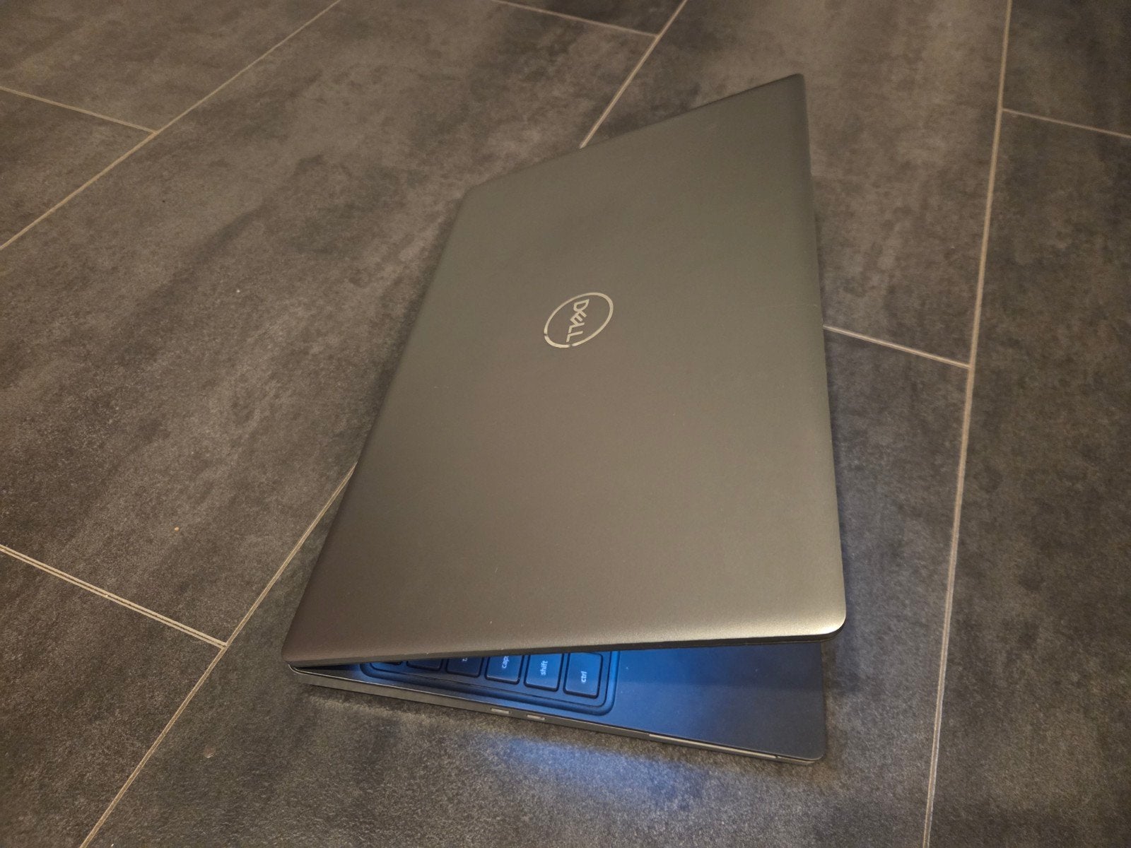 Dell Precision 7550 i7-10850H 64GB RAM RTX 4000, Computers en Software, 64 GB of meer, Met videokaart, 2 tot 3 Ghz, 477 GB