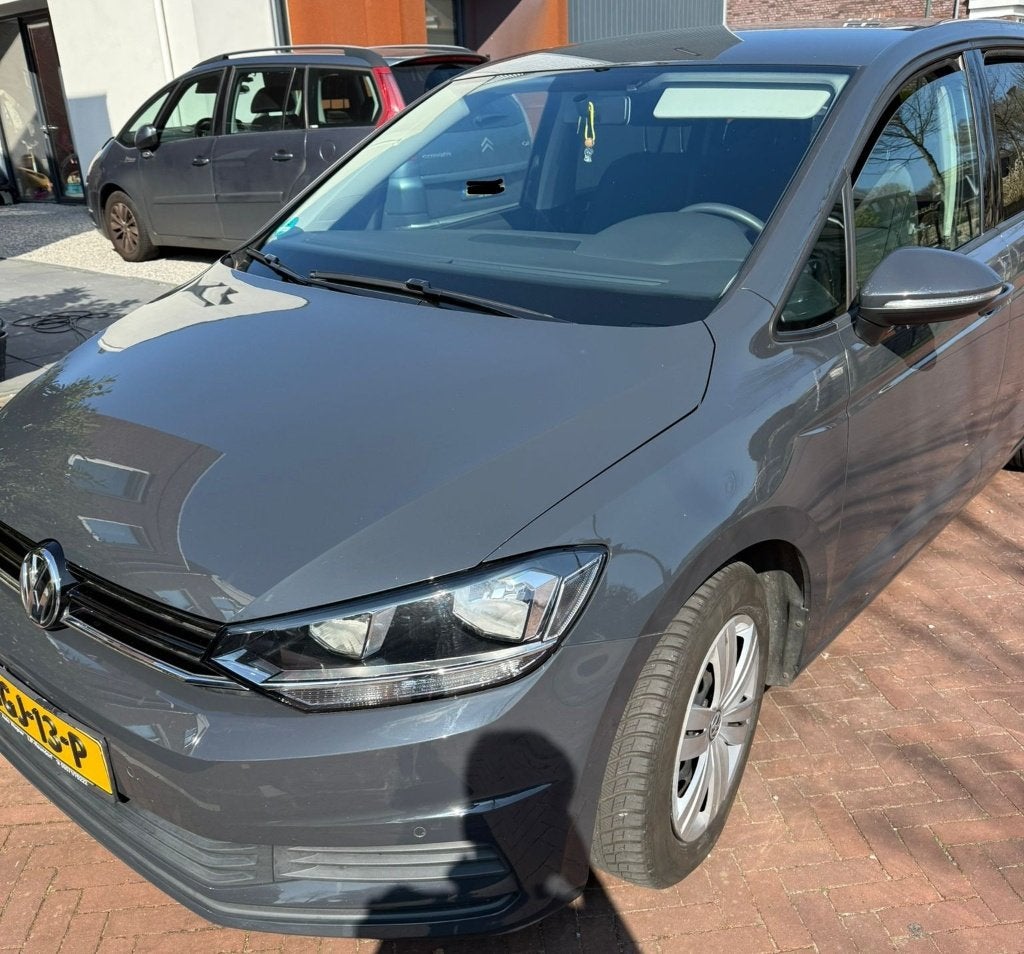 Volkswagen Touran 1.2 TSI 81KW 2017 Grijs 7-pr apk 25-2-2027, Auto's, Volkswagen, Euro 6, 4 cilinders, 7 stoelen, 1364 kg