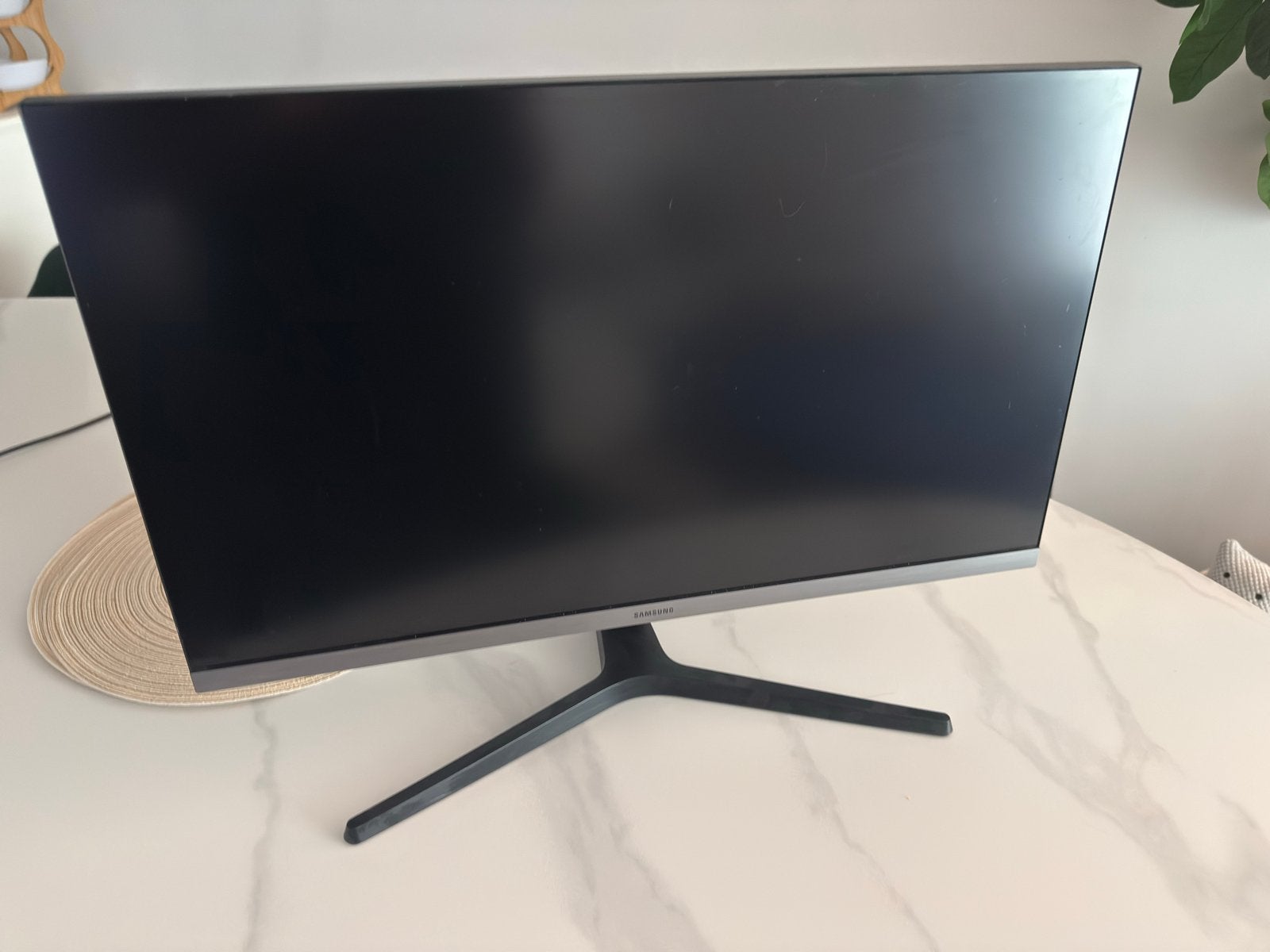 Samsung 28" 4K Ideaal voor Thuiswerk & Console (U28R550), Computers en Software, HDMI, IPS, 60 Hz of minder, Ophalen