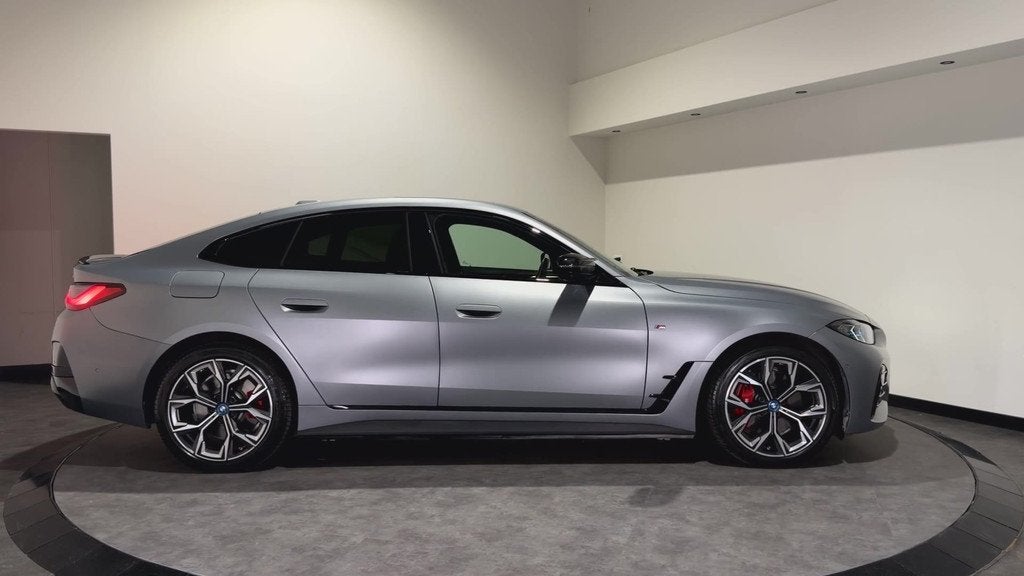 BMW i4 M50 84 kWh | M Sport Pro | SOH 97,6 % (bj 2023), Auto's, BMW, Met garantie (alle), Automatische klimaatregeling, 2190 kg