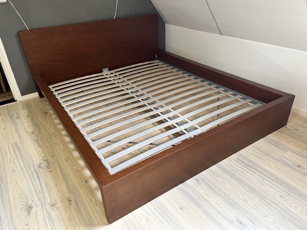 IKEA Malm en Skorva 2 persoons bed, Ophalen, Bruin, Tweepersoons, Zo goed als nieuw