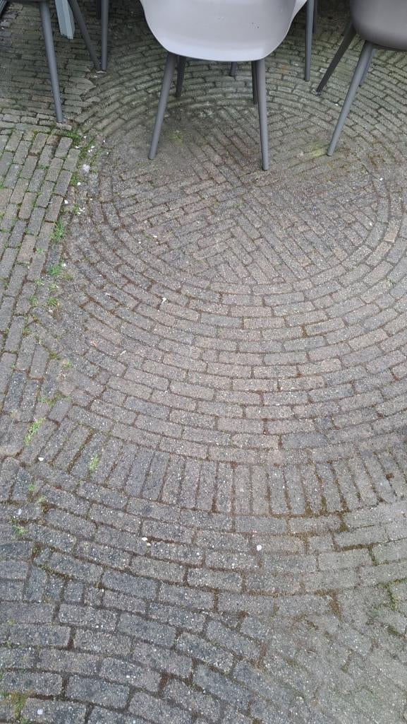 Gratis waaltjes, ca. 25-27 m2, Tuin en Terras, Ophalen, Gebruikt, Klinkers, 10 m² of meer