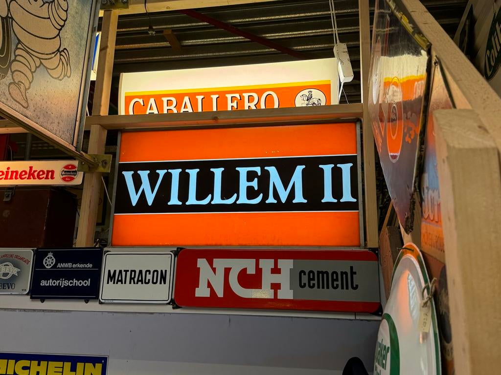Vintage Lichtbak Willem II - Reclamebord, Antiek en Kunst, Ophalen