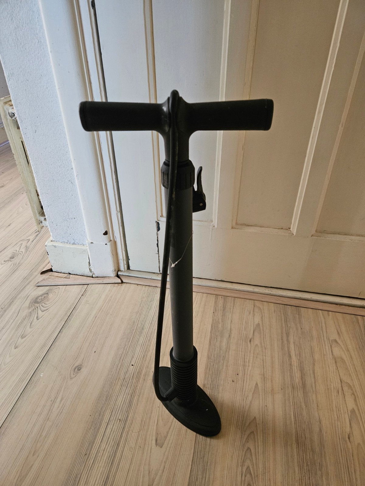 Fietspomp - Handig en Compact, Fietsen en Brommers, Fietsaccessoires | Fietspompen, Ophalen, Gebruikt