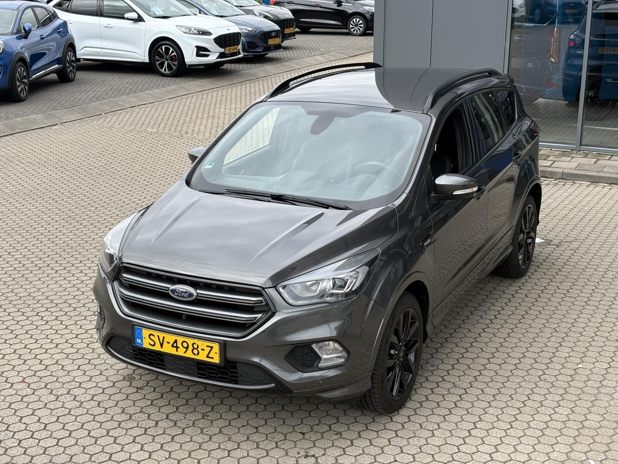 Ford Kuga 1.5 EcoBoost ST Line | TREKHAAK | CAMERA | 19 INCH, Auto's, Ford, Euro 6, 4 cilinders, Leder en Stof, Origineel Nederlands