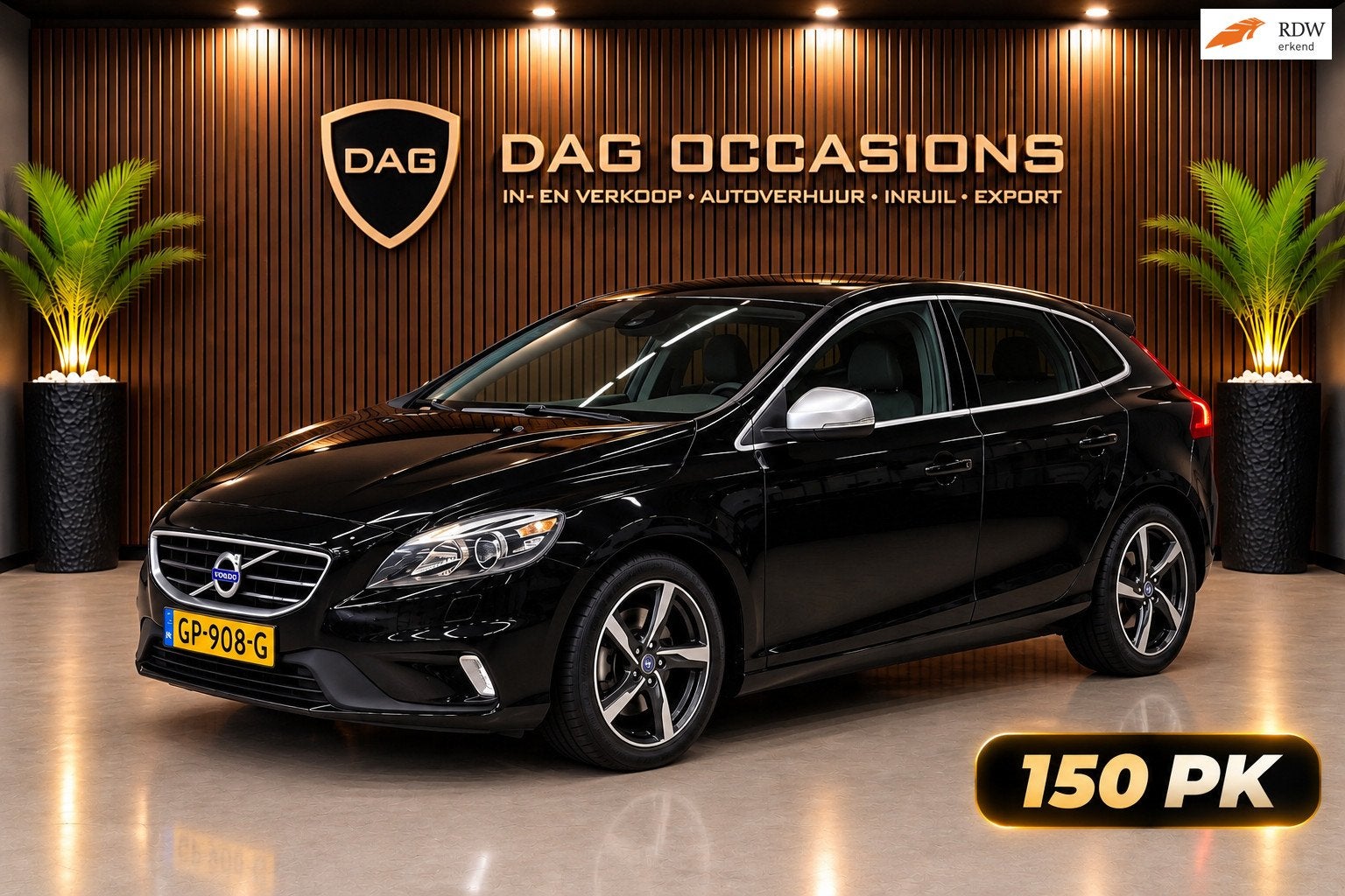 Volvo V40 D3 R-Design 150PK | AUTOMAAT | LEER | TREKHAAK, Auto's, Gebruikt, 4 cilinders, Bedrijf, Diesel