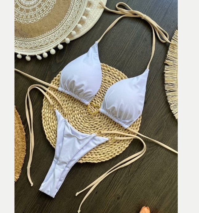 Sexy halter bikini in effen kleuren tweedelig met hartje