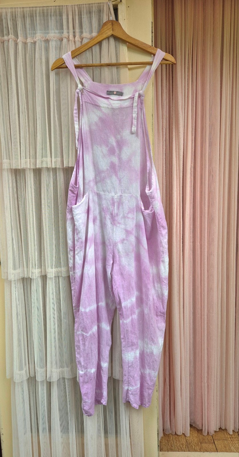 Roze witte linnen tie dye salopette tuinbroek S M L, Kleding | Dames, Maat 38/40 (M), Boutique, Ophalen of Verzenden, Zo goed als nieuw