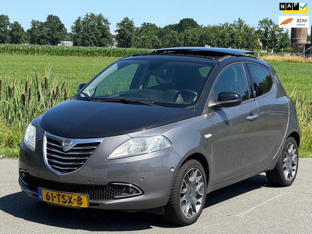 Lancia Ypsilon 0.9 TwinAir Platinum | Nap | Automaat | Netje, Auto's, Lancia, Euro 5, 86 pk, 750 kg, Start-stop-systeem