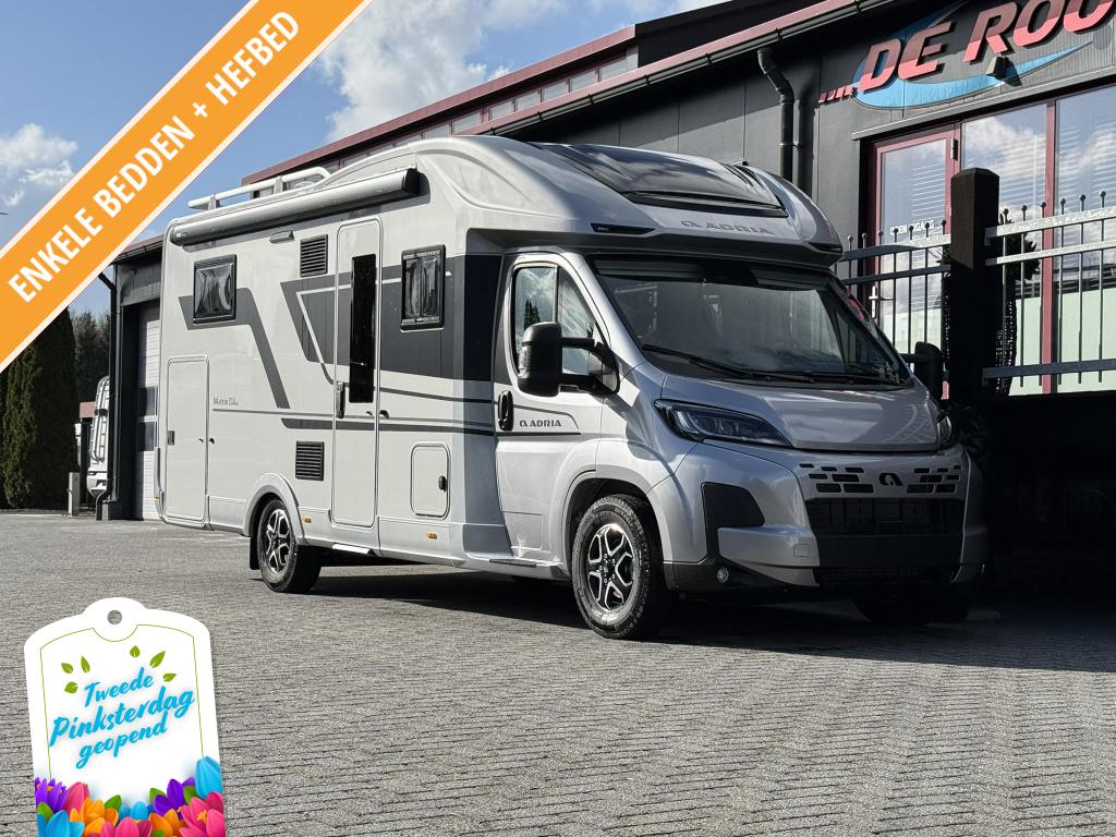 Adria Matrix Supreme 670 DL - Adaptive Cruise - 180 PK, Caravans en Kamperen, Winterisolatie, Fiat, 7 tot 8 meter, Bedrijf