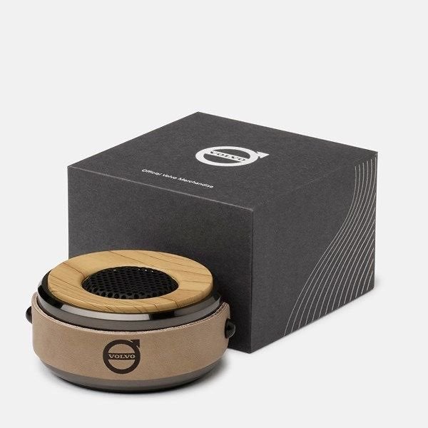 Volvo "Iron Mark"  bluetooth speaker, Ophalen of Verzenden, Bluetooth, Zo goed als nieuw