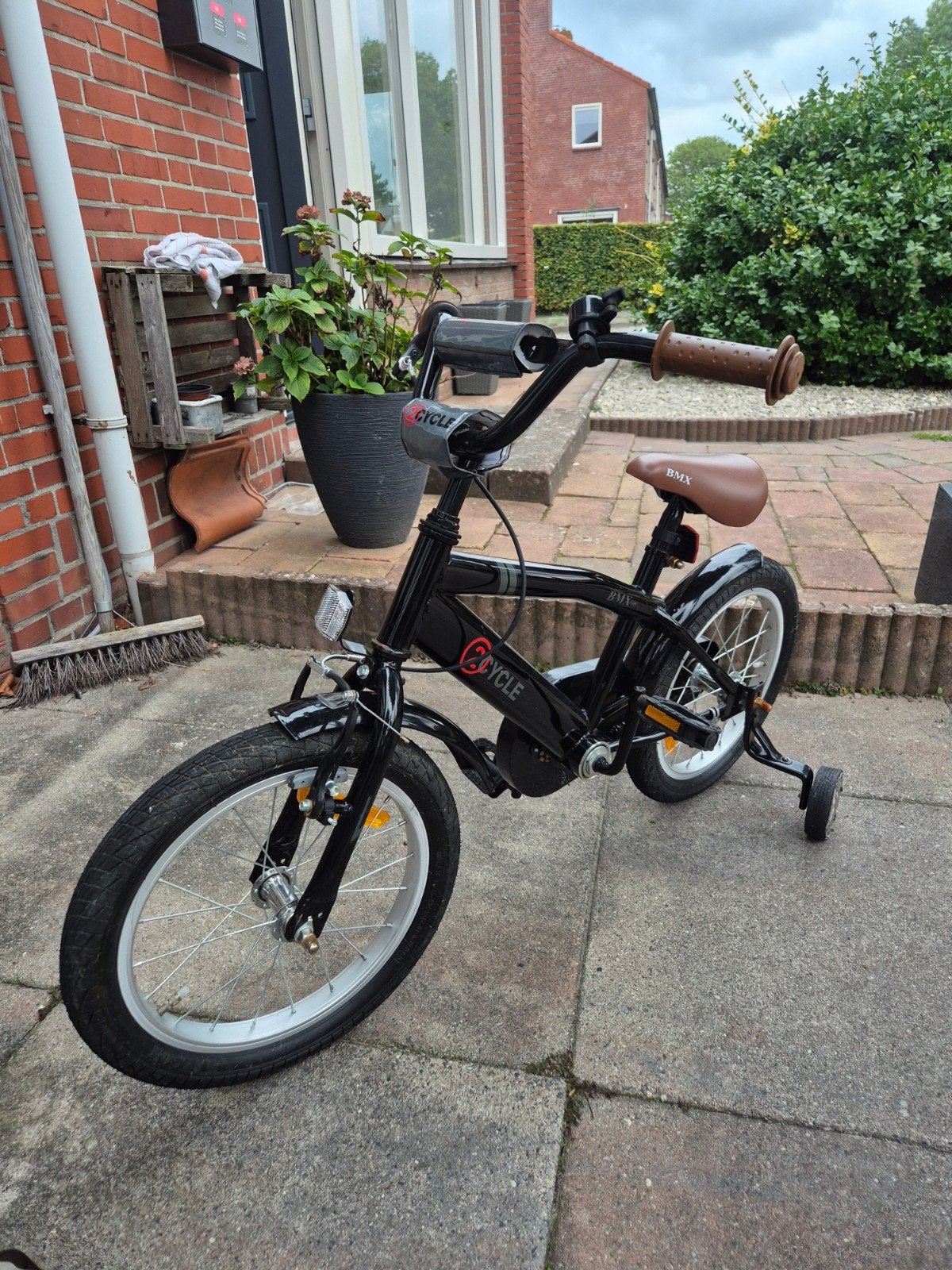Kinderfiets 16 inch met zijwieltjes - GoCycle, Terugtraprem, Zijwieltjes, Gebruikt, Minder dan 16 inch