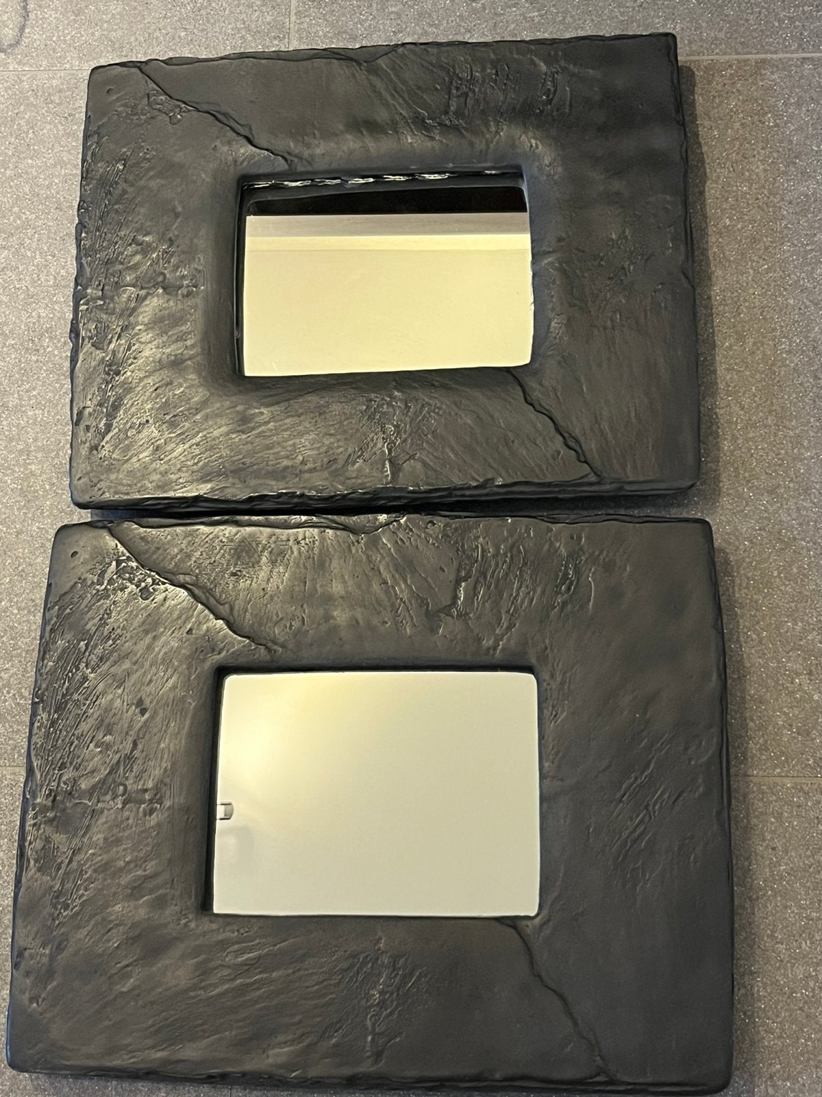 Te koop: 2 spiegels leisteen ong 40 bij 50 cm, Ophalen, Minder dan 50 cm, Zo goed als nieuw, Minder dan 100 cm