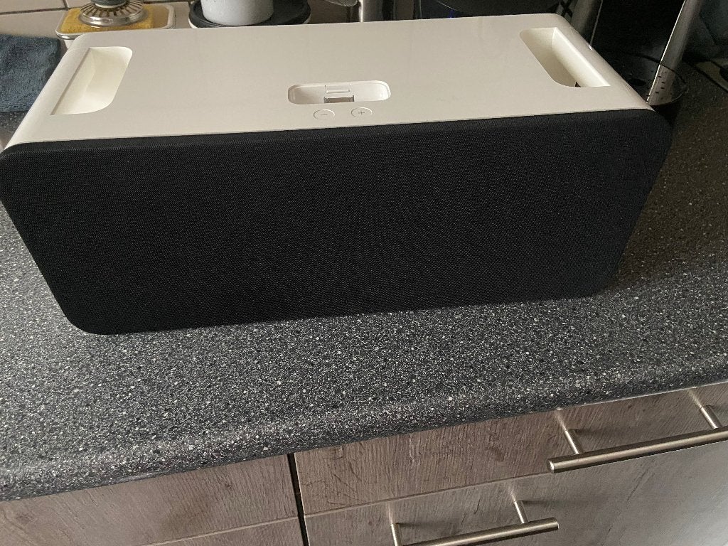 Apple dock Hi Fi speaker, Overige merken, Gebruikt, Ophalen of Verzenden, Draagbare speaker