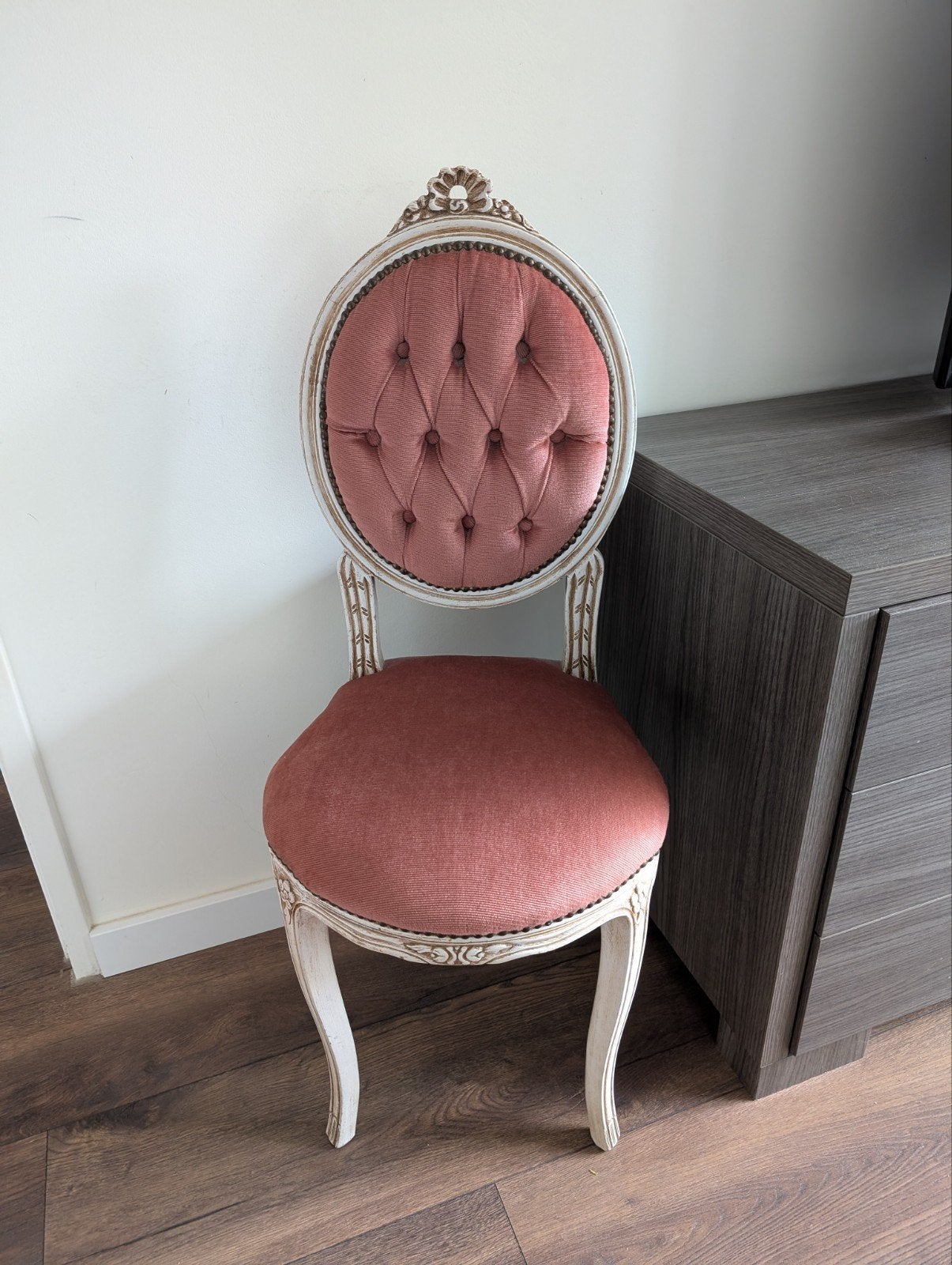 Vintage stoel met roze fluwelen bekleding, Ophalen