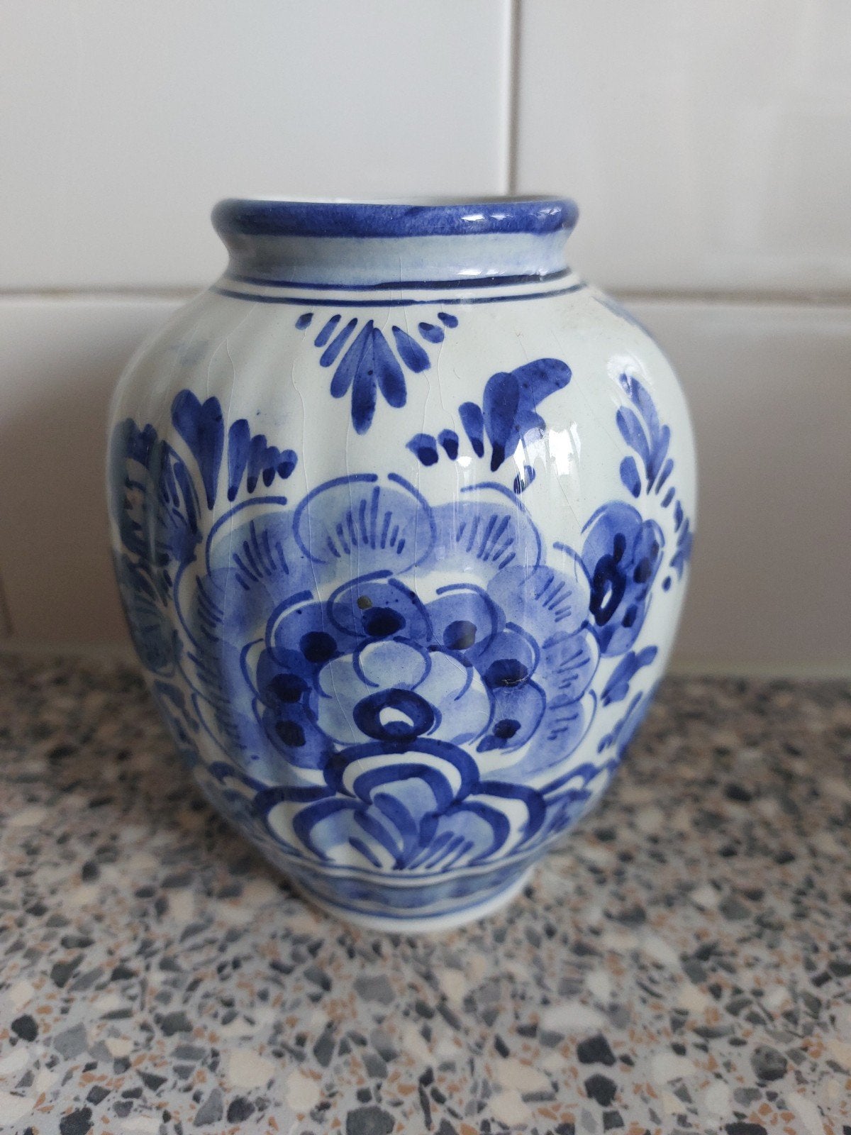 vaasje delfts blauw, vaas je in goede staat, Antiek en Kunst, Antiek | Keramiek en Aardewerk, Ophalen of Verzenden