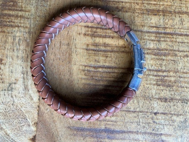 Buddhatobuddha heren armband, Sieraden, Tassen en Uiterlijk, Armbanden, Ophalen of Verzenden, Zo goed als nieuw, Bruin, Leer