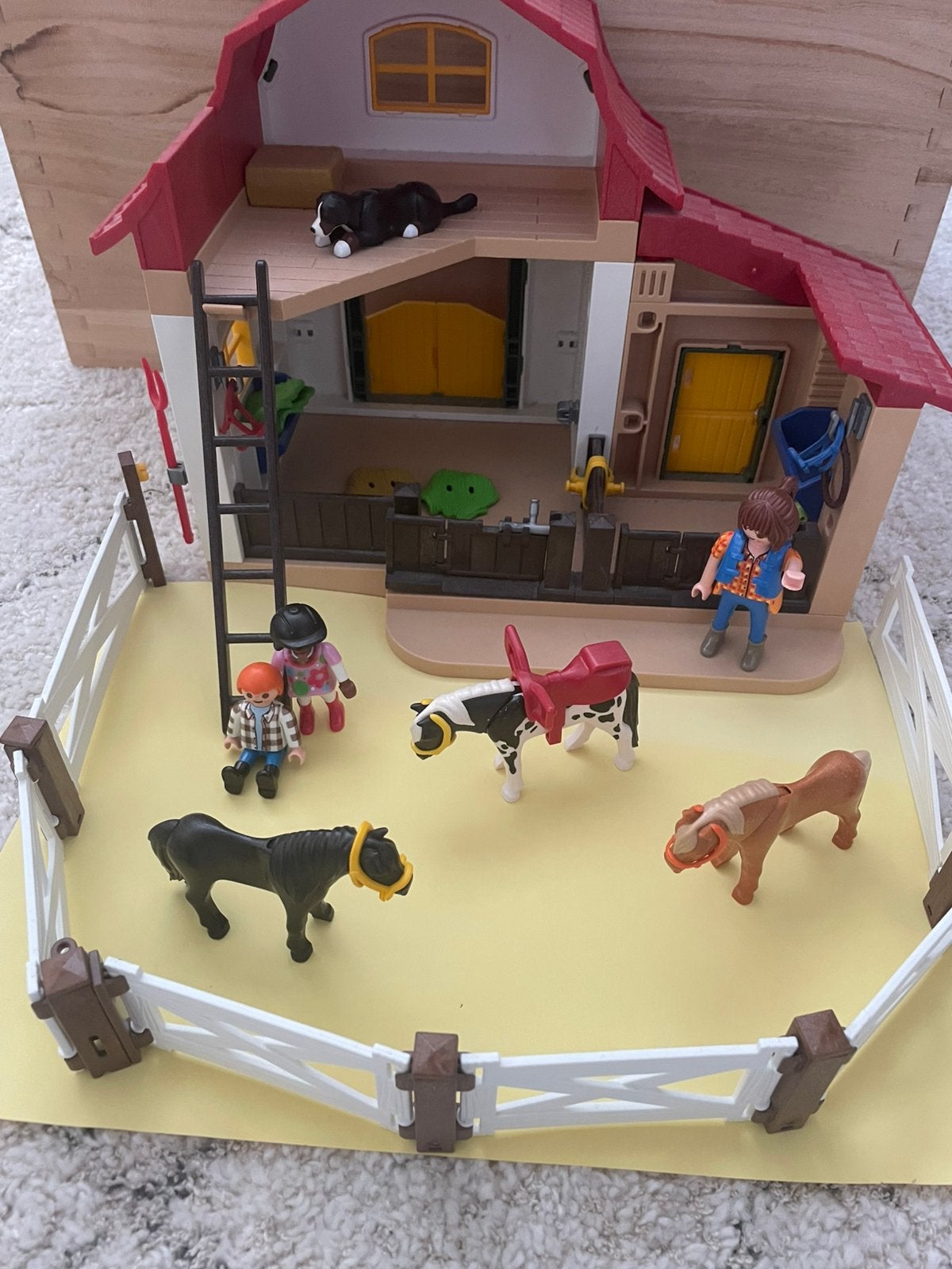 Playmobil paardenstal/ manage, Kinderen en Baby's, Speelgoed | Playmobil, Gebruikt, Gebouw, Complete set, Ophalen of Verzenden