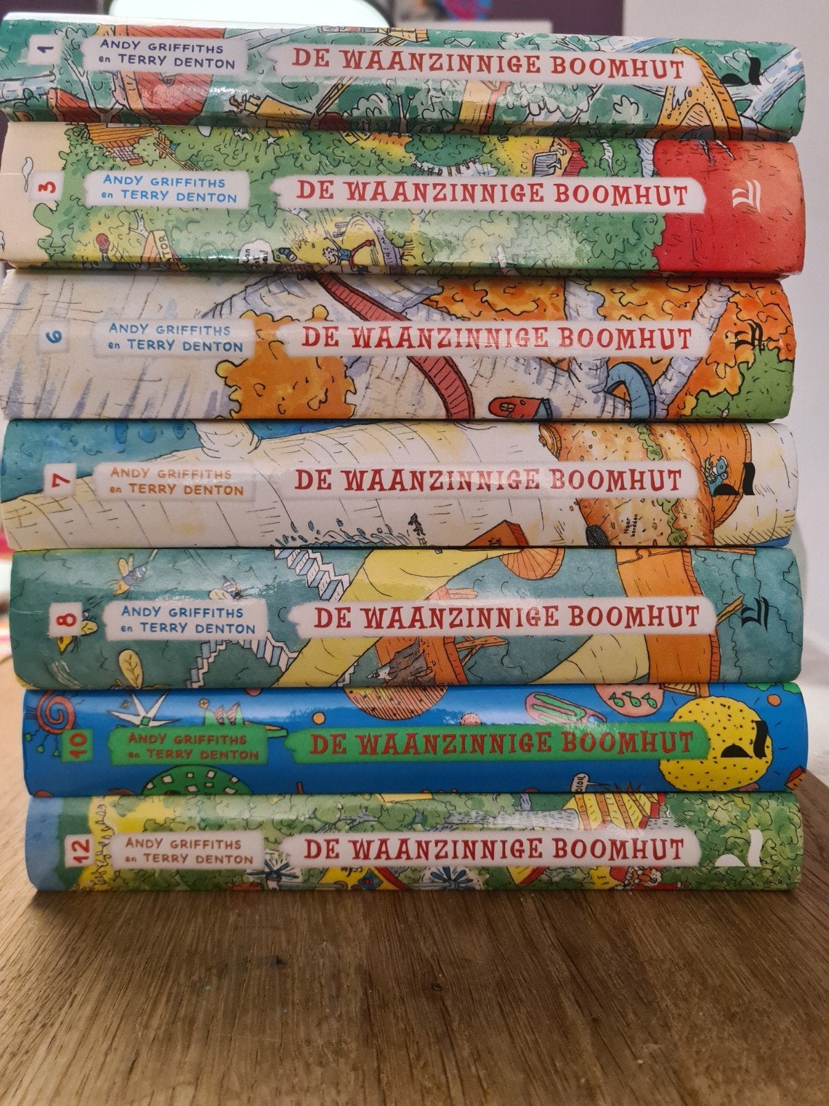 De Waanzinnige Boomhut serie - Andy Griffiths & Terry Denton, Boeken, Ophalen, Gelezen, Andy Griffiths en Terry Denton, Fictie