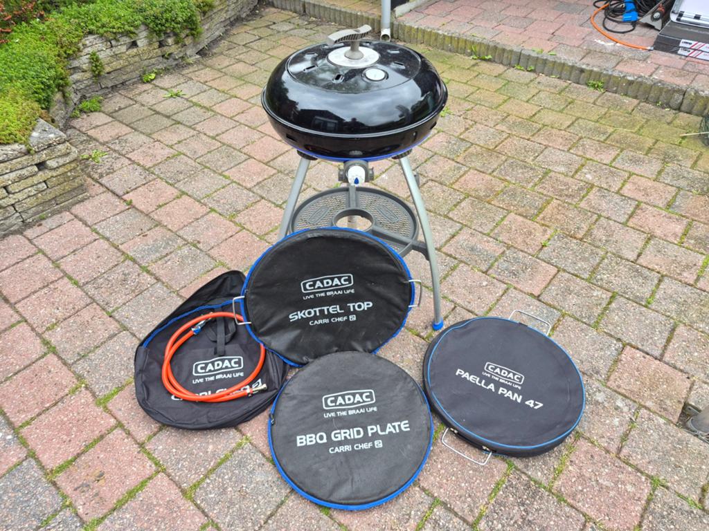 Cadac Carri Chef 2 met Skotteltop, BBQ grill en Paella pan, Tuin en Terras, Gasbarbecues, Ophalen