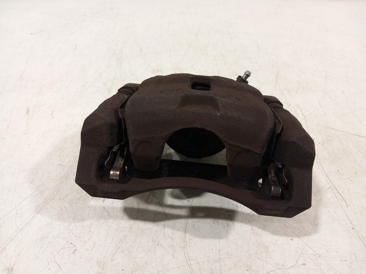 Remklauw links voor Suzuki Ignis, Onderdelen@venauto.nl, Van der Ven Autorecycling B.V., Gebruikt, Ettenseweg 76, 4706 PB Roosendaal, The Netherlands