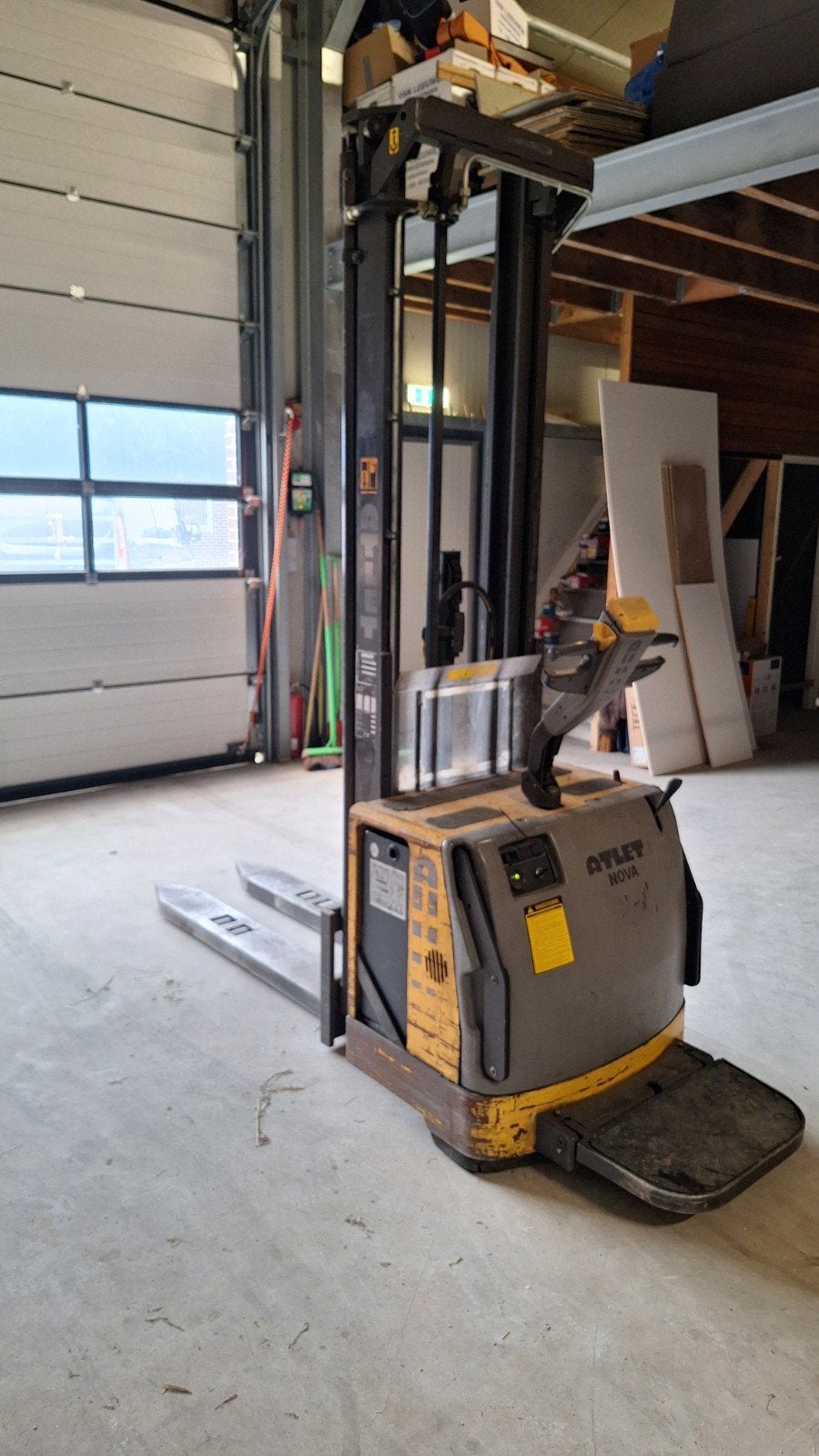 Atlet nova stapelaar / heftruck, Ophalen, Stapelaar, 1000 tot 2000 kg, Elektrisch