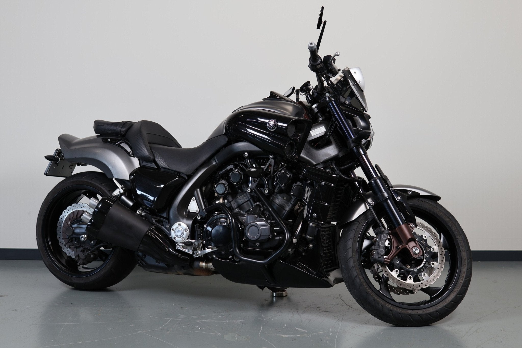 Yamaha V-MAX VMX1700 (bj 2016), Klantenservice@yamaha-motor.nl, Meer dan 35 kW, Koolhovenlaan 101
1119 NC  Schiphol-Rijk, NL, Naked bike
