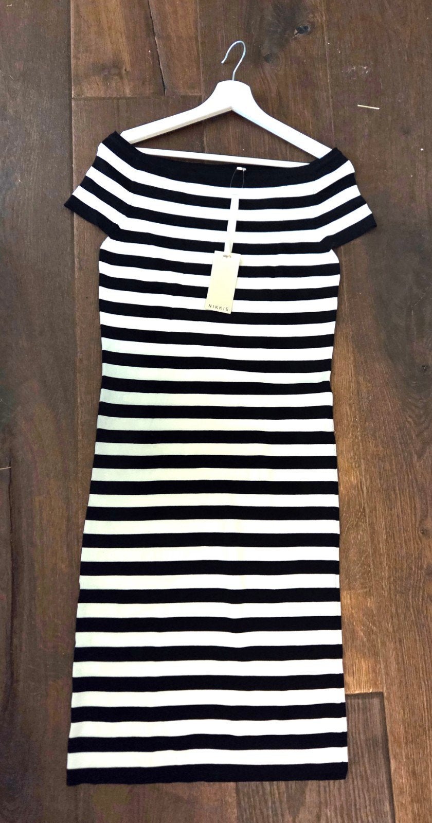 Nickie Jolie Off Sholder Dress, Kleding | Dames, Ophalen, Zwart, Maat 42/44 (L), Nieuw