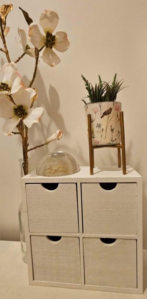 Wit geverfd mini ladekastje, Huis en Inrichting, Kasten | Ladekasten, Ophalen of Verzenden, 25 tot 50 cm, Minder dan 50 cm, Minder dan 100 cm