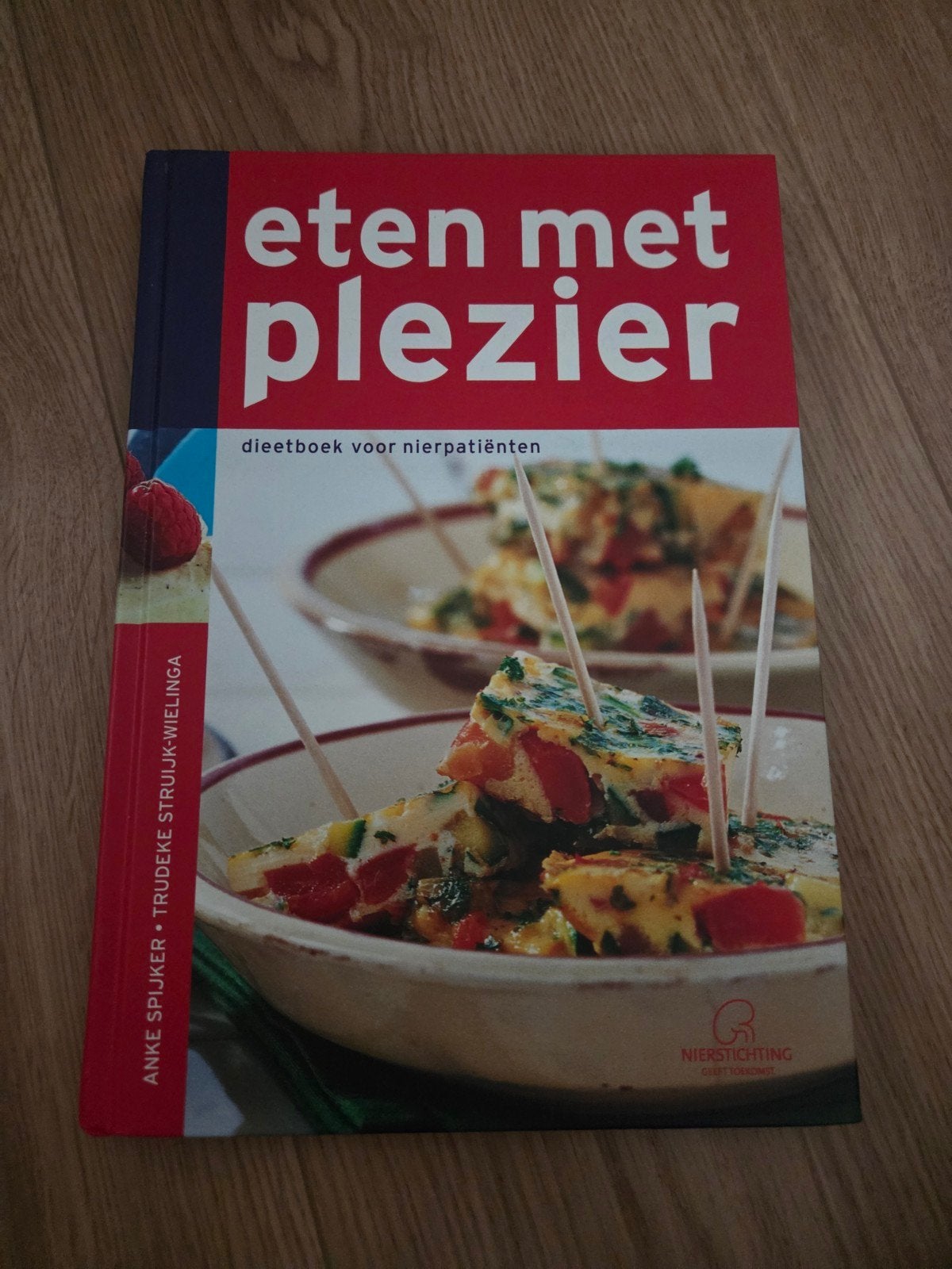Eten met Plezier: Dieetboek voor Nierpatiënten, Anke Spijker, Trudeke Struijk-Wielinga, Zo goed als nieuw, Gezond koken, Overige gebieden