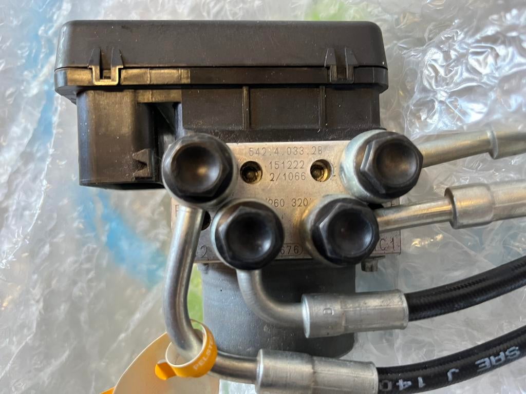 ABS pomp ducati hypermotard 939, Motoren, Ophalen of Verzenden, Gebruikt