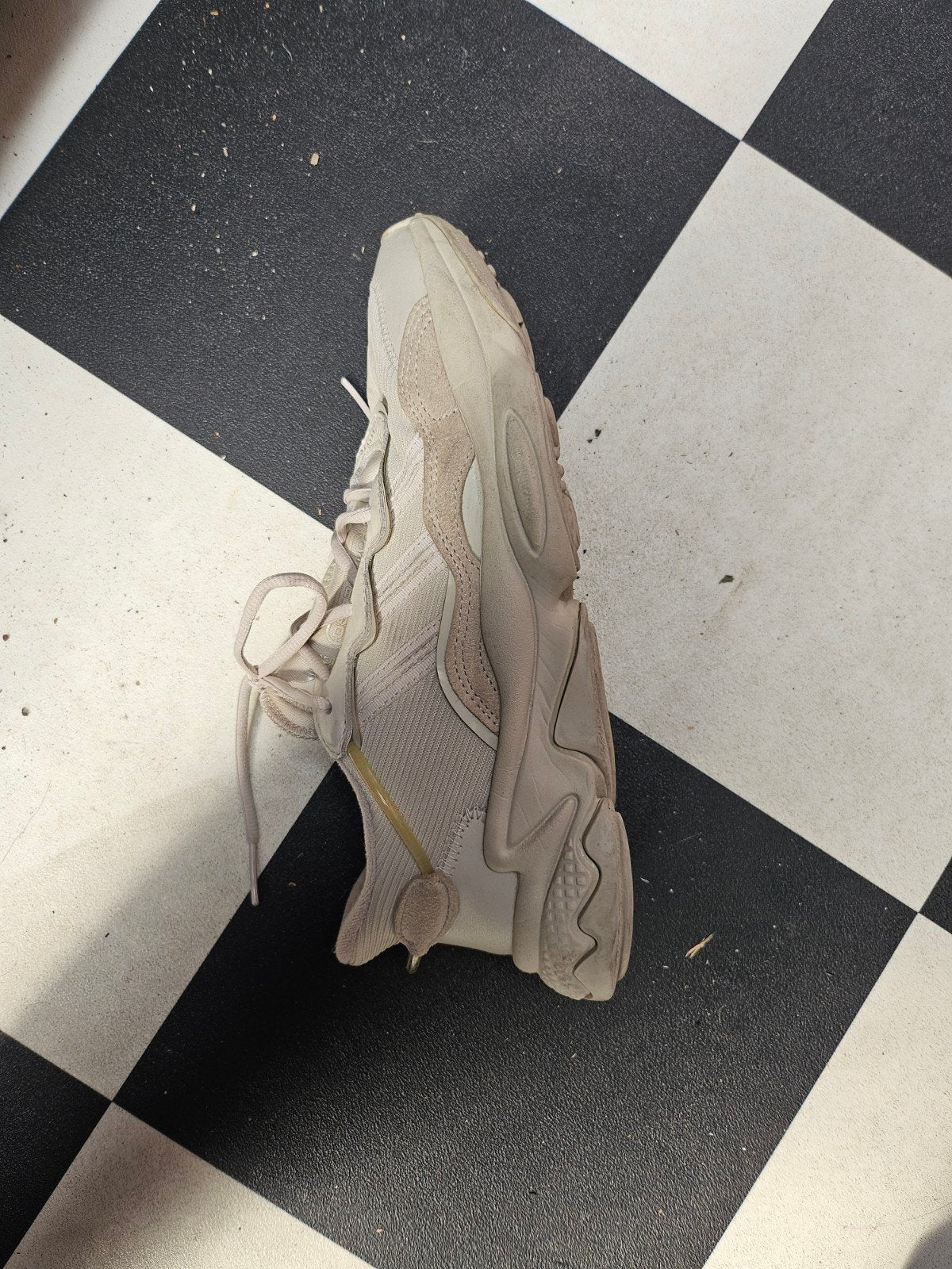 Adidas Ozweego sneakers - Maat 41 1/3, Adidas, Beige, Ophalen of Verzenden, Sneakers of Gympen