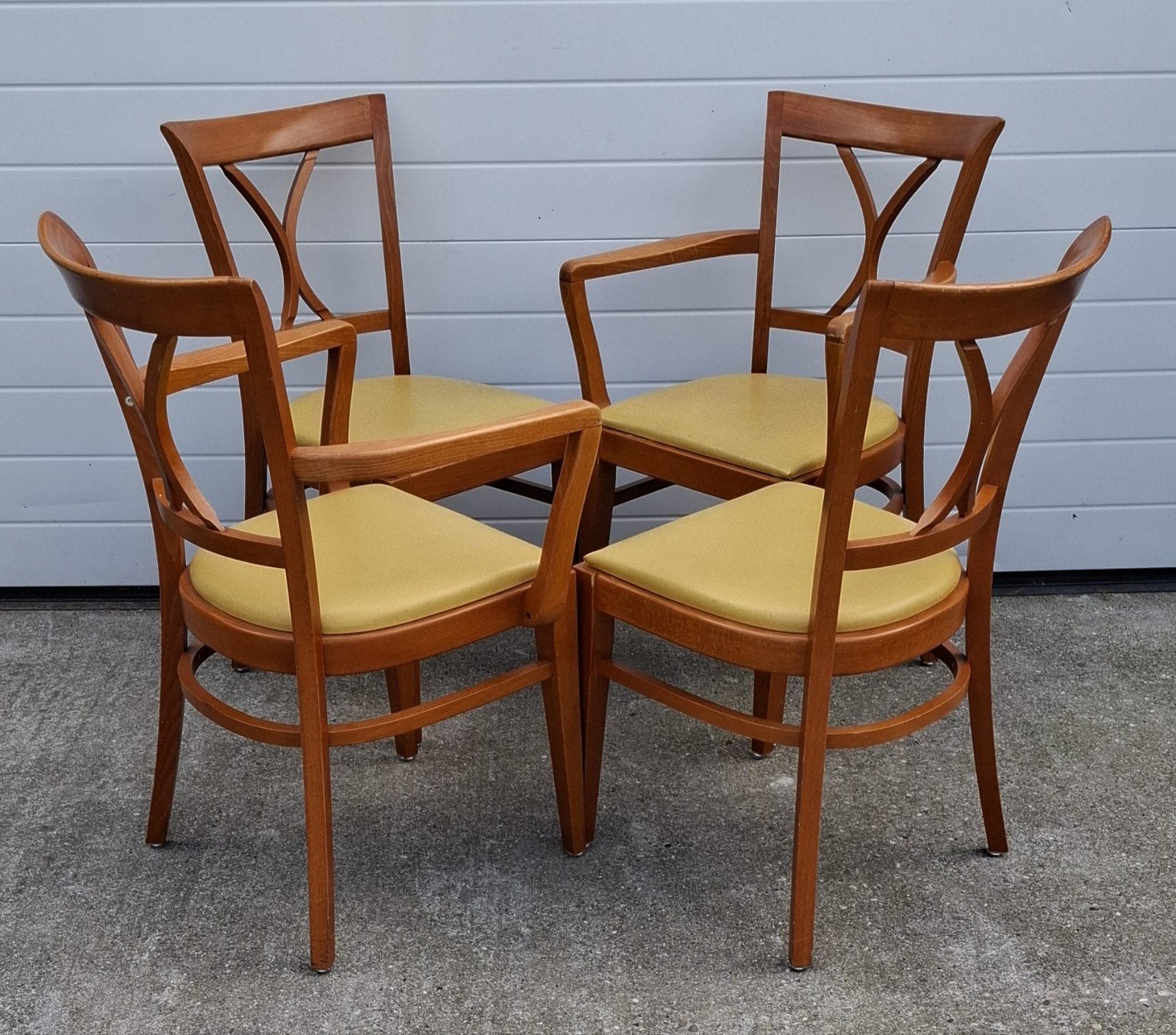 14 x Vintage cafestoelen hout leer cafe bistro stoelen, Huis en Inrichting, Stoelen, Bruin, Ophalen of Verzenden, Zo goed als nieuw