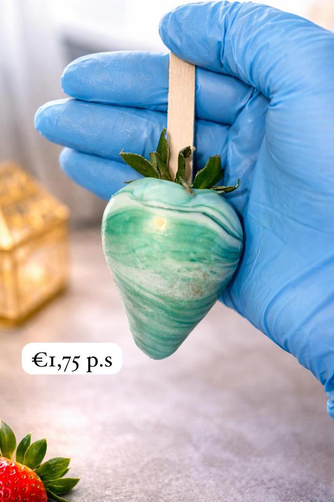 Chocolade aardbeien, Ophalen, Volle zon