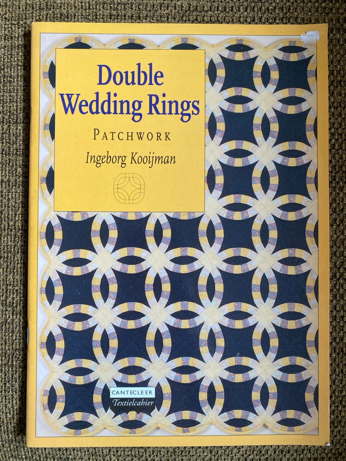 Double Wedding Rings Patchwork Boek - Ingeborg Kooijman, Ophalen of Verzenden, Gelezen, Borduren en Naaien