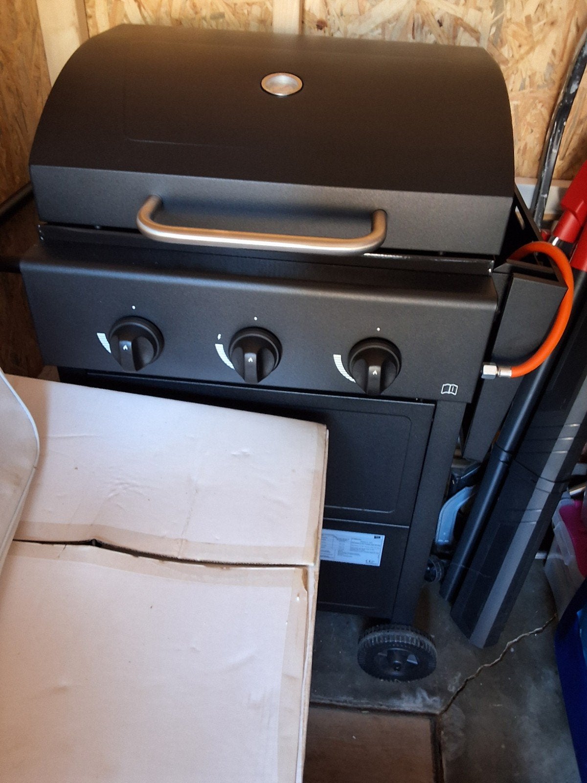 Zwarte gasbarbecue met 3 branders en thermometer, Ophalen, Gebruikt, Onbekend
